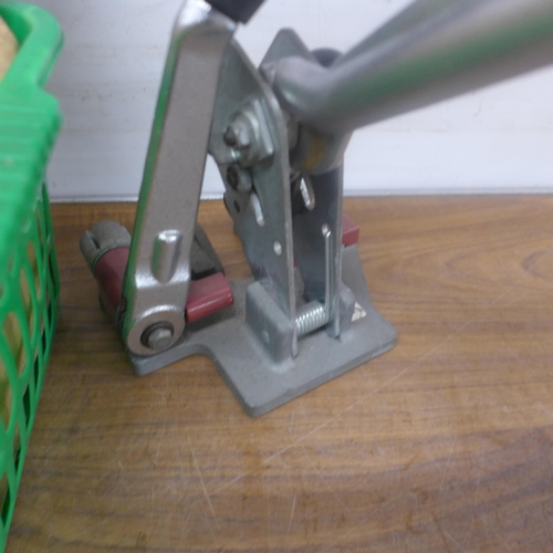 5292 - A quantity of pallet banding clamps and banding machine