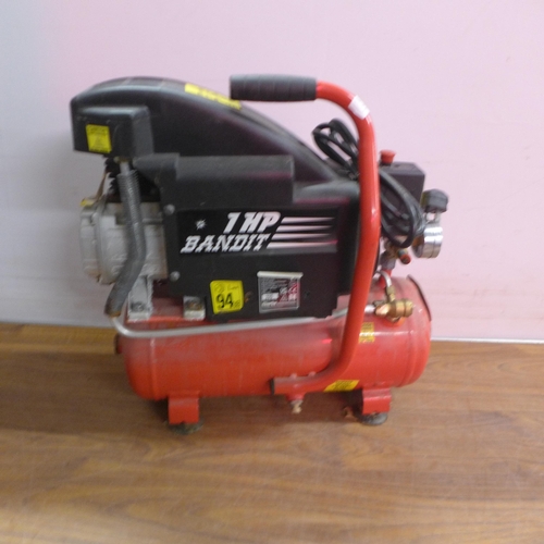 5308 - A Clarke Bandit V 1HP 8L 4.2cfm air compressor
* This lot is subject to VAT (please note that items ... 