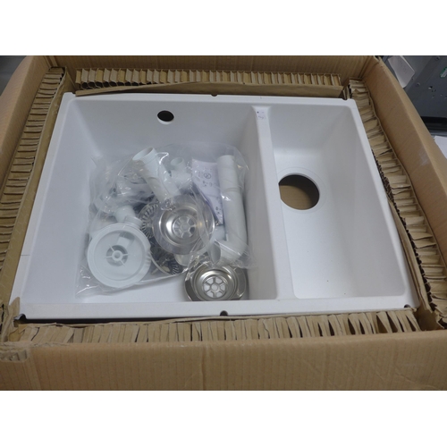 4010 - Grandmaster Quartz effect 1.5 Sink  *This lot is subject to VAT