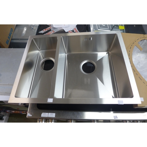 4011 - Idro 1.5 Bowl LHD Sink Stainless Steel, Installation Round Stainless Steel Sink *This lot is subject... 