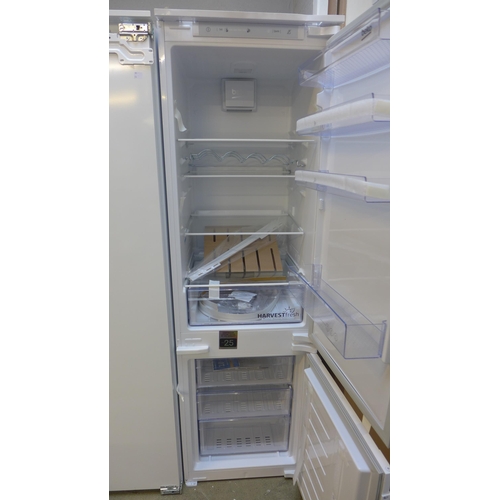 4019 - Beko Fridge/Freezer 70/30 with Harvest Fresh (Transit damage) *This lot is subject to VAT