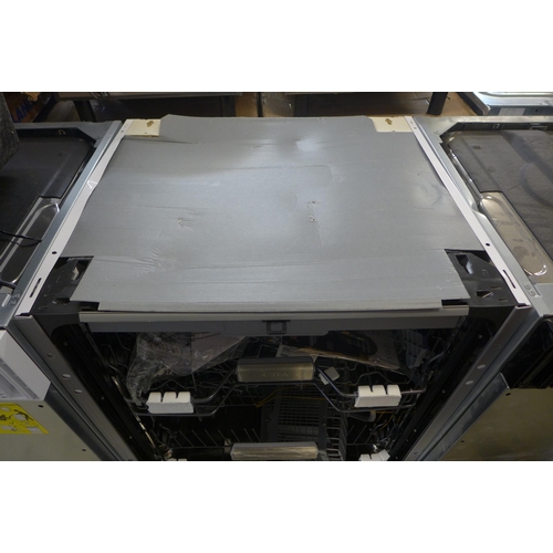 4027 - CDA Integrated Sliding Hinge Dishwasher  *This lot is subject to VAT