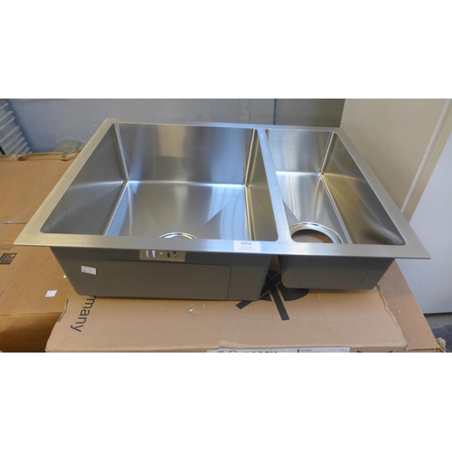 4058 - Idro Large 1.5 Bowl Stainless Steel *This lot is subject to VAT