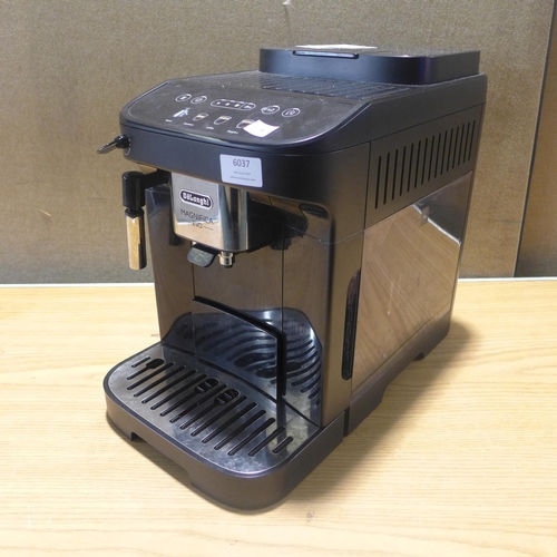 6037 - Delonghi Bean To Cup Coffee Machine (model no: Ecam290.22.B) Original RRP £284.99 + Vat (347-103) *T... 