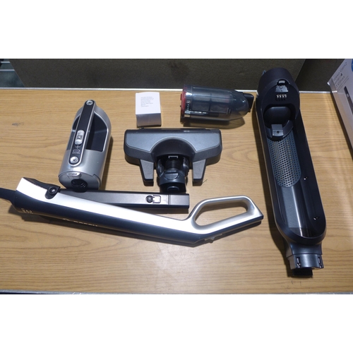 6046 - Shark Steam Mop And A Bosch Flexxo Vacuum Cleaner (347-465,469) *This lot is subject to Vat