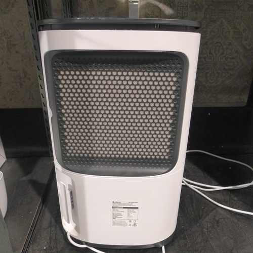 6245 - Meaco 18L Dehumidifier, Original RRP £179.99 + VAT (349-112) *This lot is subject to VAT