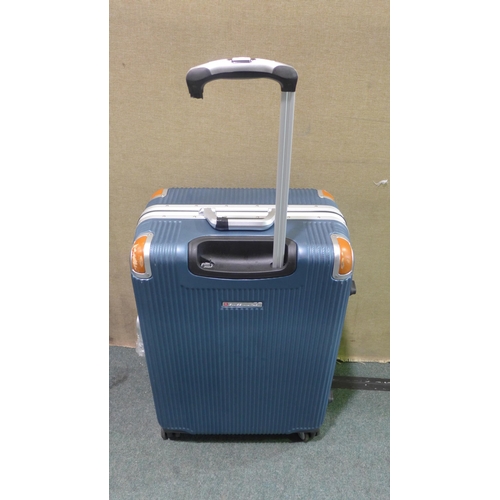 6131 - American Tourister Jetdriver Large Suitcase and a Swiss Military Luggage Case (Damaged) (349-387)(34... 