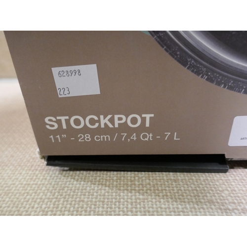 6260 - Berghoff Eurocast 28Cm Sauce Pot with lid (347-223) *This lot is subject to Vat