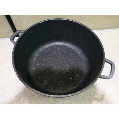 6260 - Berghoff Eurocast 28Cm Sauce Pot with lid (347-223) *This lot is subject to Vat