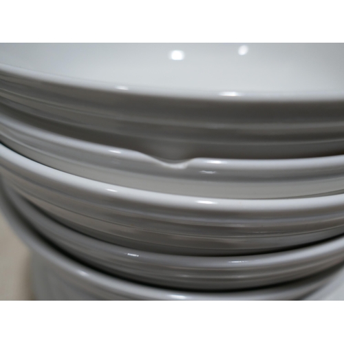 6155 - Mikasa Porcelain 'Swirl' Dinnerware Set   (349-391) *This lot is subject to VAT