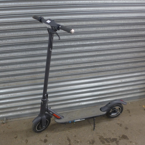 5173 - A Reid adult sized folding electric scooter