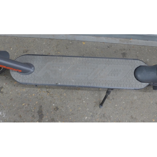 5173 - A Reid adult sized folding electric scooter