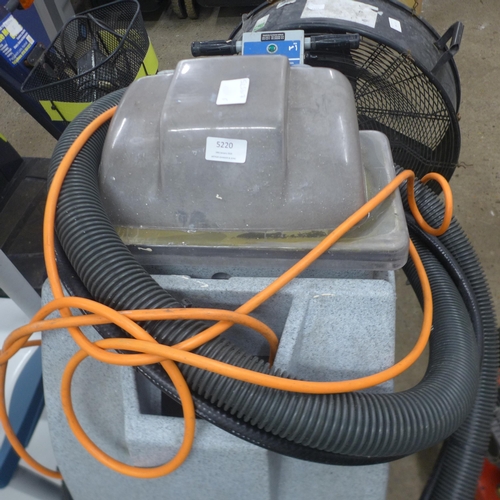 5220 - A Polaris 700 floor cleaning machine (**Failed pat test due to damaged cable**)