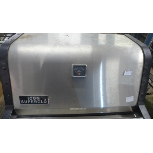 5231 - An Icon Super GL BBQ with cabinet