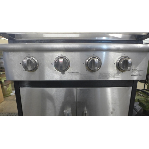 5231 - An Icon Super GL BBQ with cabinet