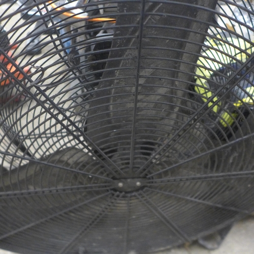 5237 - A Clarke Air CM24 industrial fan