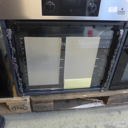 4113 - AEG Multifunction Oven (Door requires attention) *This lot is subject to VAT