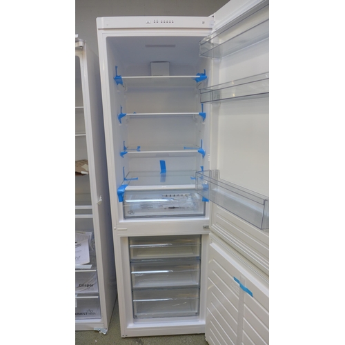 4119 - AEG Integrated 70/30 Fridge Freezer  *This lot is subject to VAT