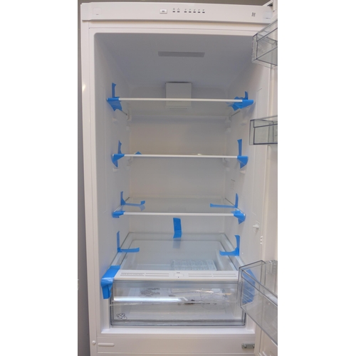 4119 - AEG Integrated 70/30 Fridge Freezer  *This lot is subject to VAT