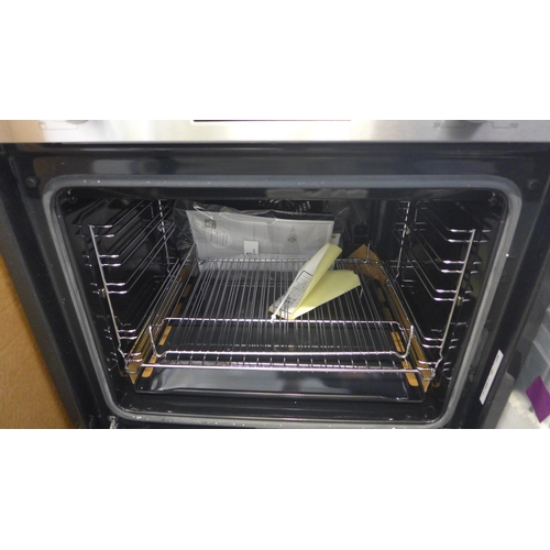 4150 - Bosch Serie 2 Single Oven (Door requires attention) *This lot is subject to VAT