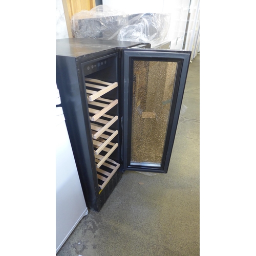 4169 - 2 x Viceroy Under Counter Wine Cooler (One damaged door) *This lot is subject to VAT