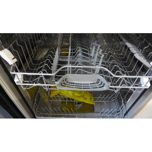 4170 - Neff Fully Integrated Dishwasher *This lot is subject to VAT