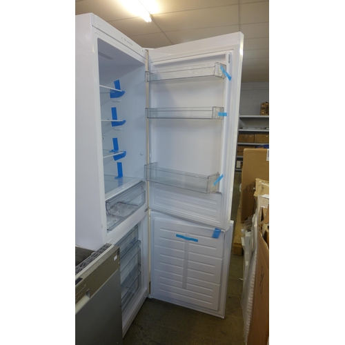 4171 - AEG Freestanding 70/30 Fridge Freezer (Low Frost) *This lot is subject to VAT