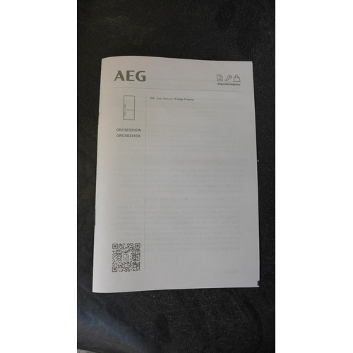 4171 - AEG Freestanding 70/30 Fridge Freezer (Low Frost) *This lot is subject to VAT