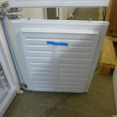 4172 - CDA 70/30 Air-Flow Fridge Freezer *This lot is subject to VAT