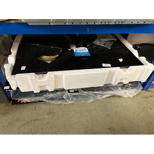 4085 - 5 x Glass electric hobs to include Bosch, Beko and CDA (Damaged) *This lot is subject to VAT