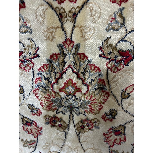 3264 - Ivory grand full pile cashmere all over floral design 230 x 160