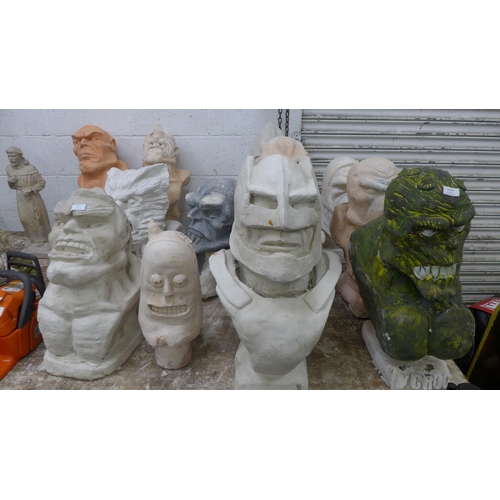 5406 - 12 busts featuring miscellaneous characters including cyclops, a gargoyle, a wolf, a mutant etc.