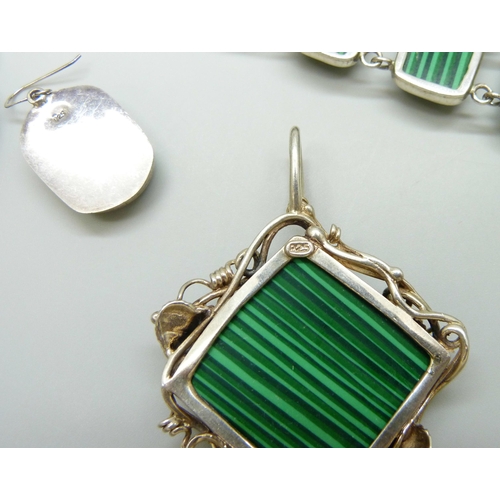 7074 - A silver mounted sliced malachite  jewellery set - bracelet, pendant and earrings, 69g total