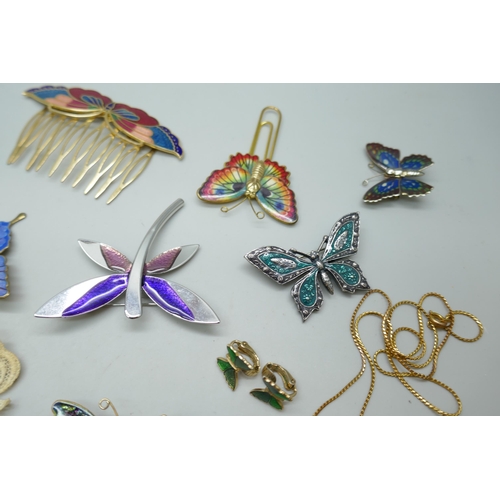 7146 - Butterfly costume jewellery