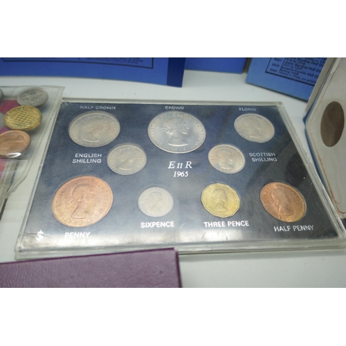 7206 - A collection of worldwide coins, proof sets, coin folders and 1978 Bahamas silver proof (45.3g), 197... 