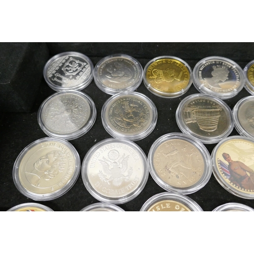 7216 - A large collection of commemorative coins (80)