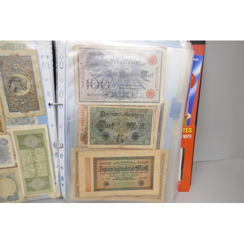 7224 - A folder containing world bank notes including Germany, Japan, Turkey, USA, Argentina, etc.