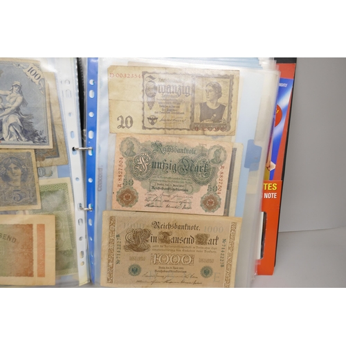 7224 - A folder containing world bank notes including Germany, Japan, Turkey, USA, Argentina, etc.