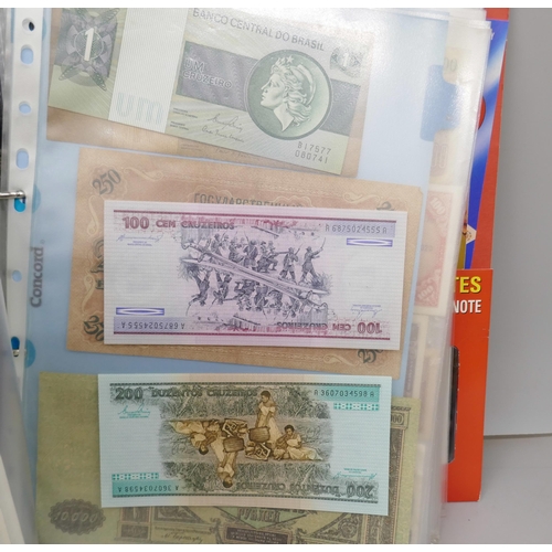 7224 - A folder containing world bank notes including Germany, Japan, Turkey, USA, Argentina, etc.