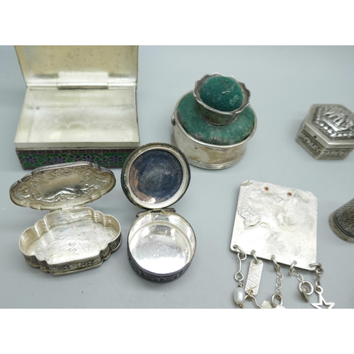 7236 - An Eastern silver and enamel pot, four silver and white metal pill boxes, two silver thimbles, a pla... 