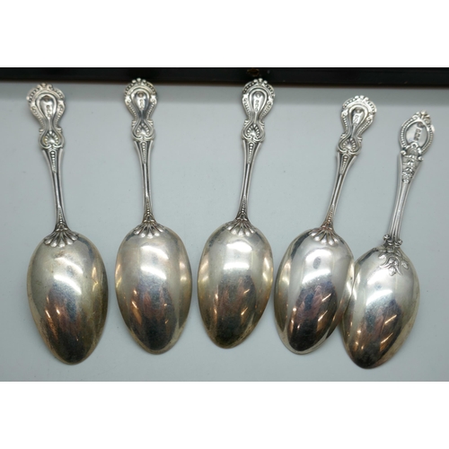 7238 - A silver plated Walker & Hall serving set, together with a set of silver spoons and one other silver... 