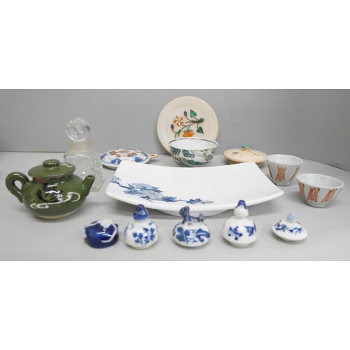 2088 - A collection of oriental pottery and porcelain, vases, tea bowl, etc., two large mugs a/f, globular ... 