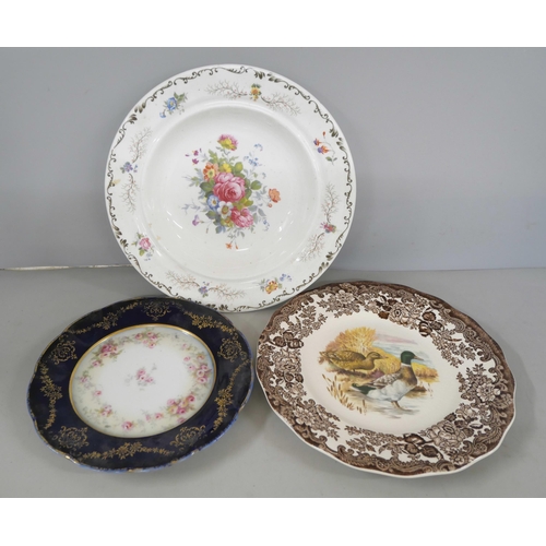 2144 - A collection of Chinese and English pottery includes two John and WM Ridgway plate C1820, a Wedgwood... 