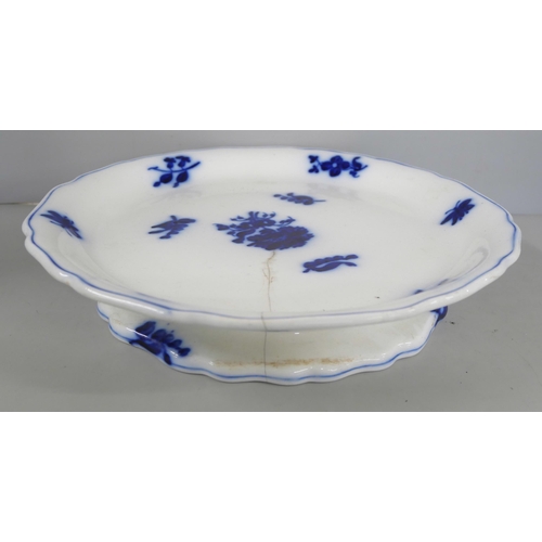 2144 - A collection of Chinese and English pottery includes two John and WM Ridgway plate C1820, a Wedgwood... 