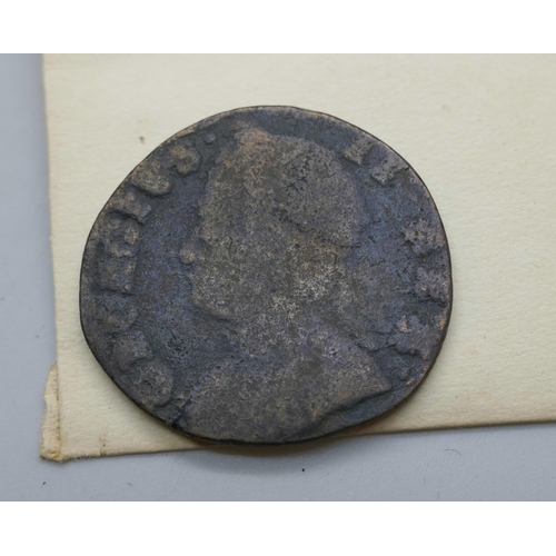 2169 - A colelction of coins, including commemorative crowns