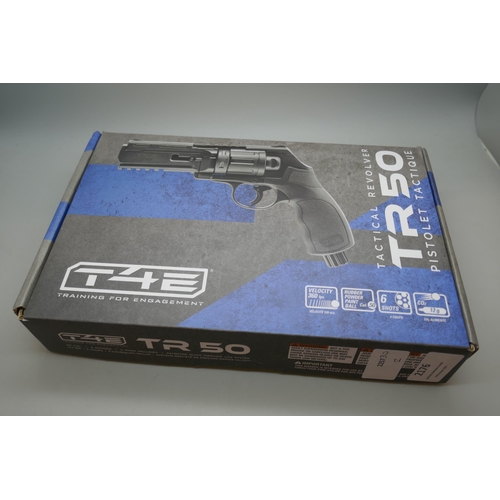 2176 - A T4E TR50 Tactical Revolver target shooting pistol, cal. .50, 23L039639, boxed  *PLEASE NOTE THIS L... 