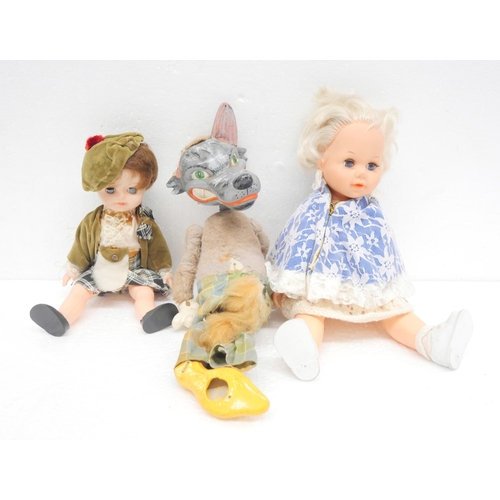 2226 - Two vintage dolls and a wolf puppet **PLEASE NOTE THIS LOT IS NOT ELIGIBLE FOR IN-HOUSE POSTING AND ... 