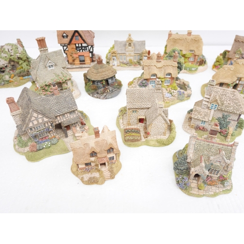 2241 - A large collection of Lilliput Lane houses (31 houses) and two Chris Holt model houses, together wit... 