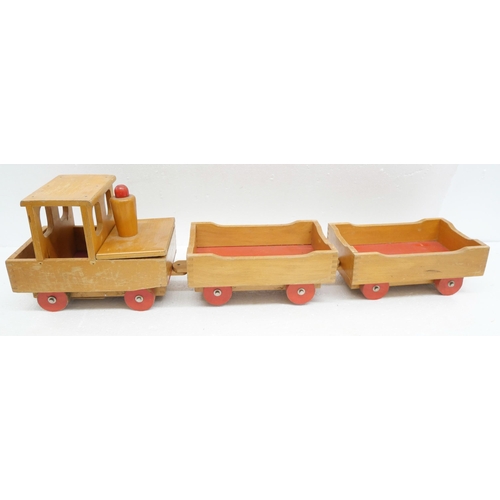 2248 - An early 1970's 'Galt' three piece wooden toy model train **PLEASE NOTE THIS LOT IS NOT ELIGIBLE FOR... 