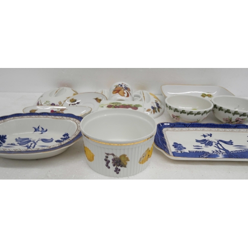 2259 - Two boxes of Royal Worcester Evesham, Booths Real Old Willow, Portmeirion oven to table wares, oval ... 